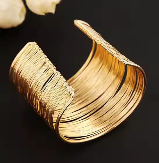 Katherine – Vintage guldfarvet armbånd